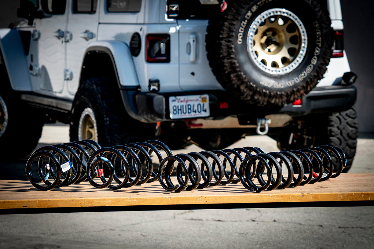 MOPAR 純正 2.0インチ リフト用 コイルスプリング(JTグラディエーター)