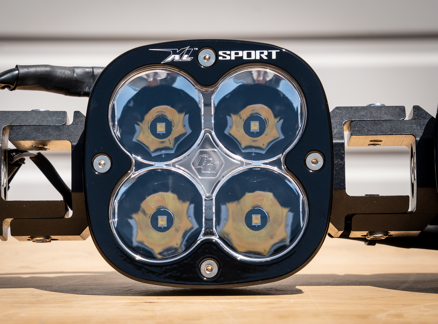 Baja Designs XL リンク式ルーフ ライト バー キット(プリンス/シェルパ ラック用) 2nd・3rd タンドラ専用