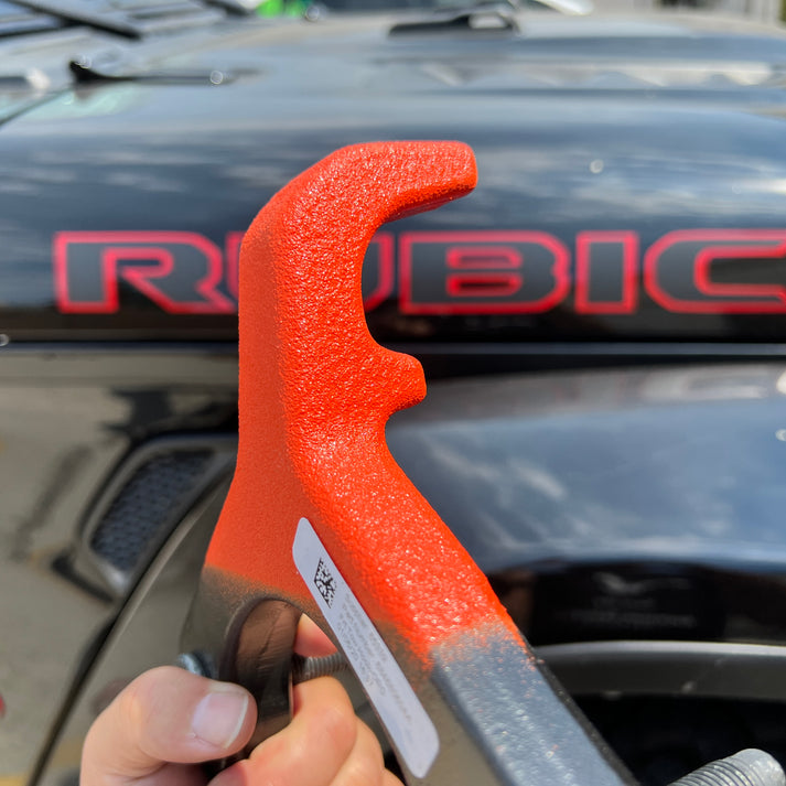 MOPAR 純正 北米ルビコン プラスチックバンパー フロント +フック付属 (JL/JT共通)