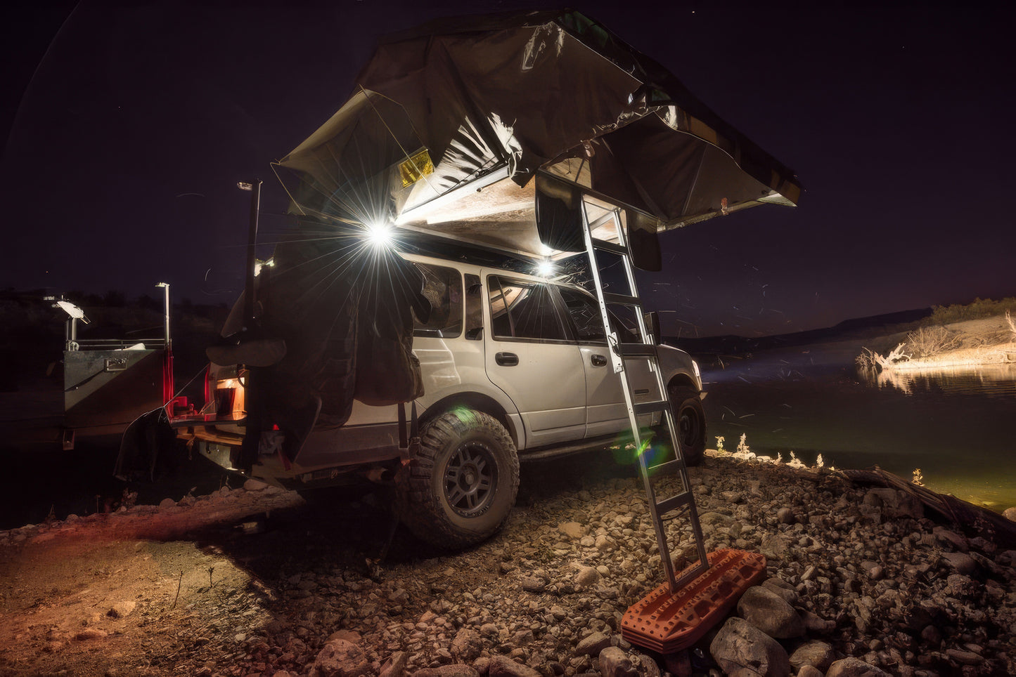 KC HiLiTES KCハイライツ 2インチ Cシリーズ C2 LED バックアップライト ペア 2" C-Series C2 LED - 2-Light System - Backup - 20W Flood Beam