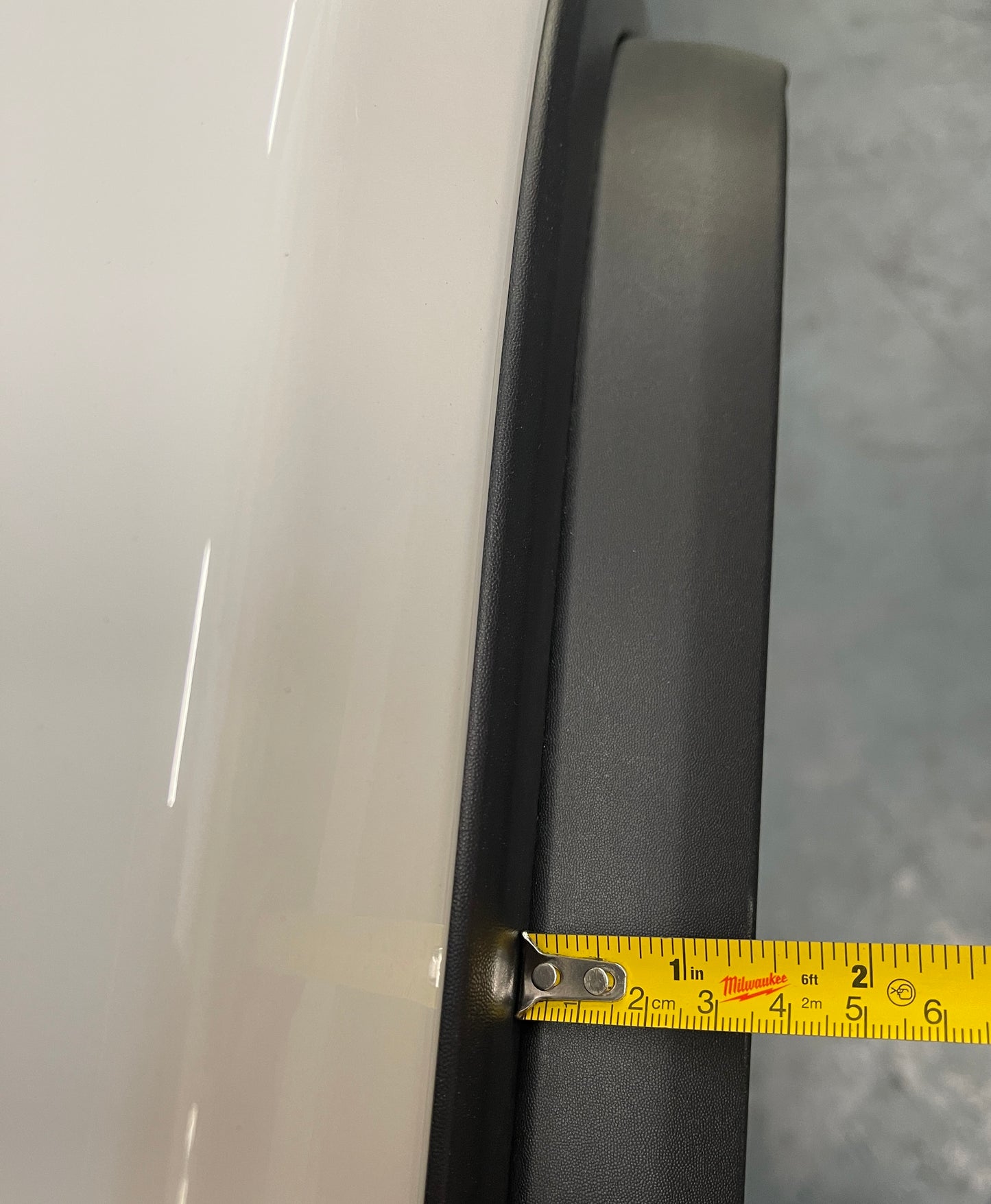 MOPAR 純正 JL 北米ルビコン フェンダーフレア エクステンダー (JLラングラー)