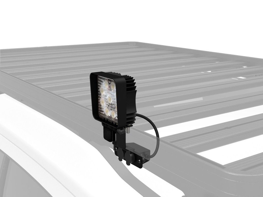 フロントランナー 4"/100MM LED FLOOD LIGHT W/ BRACKET