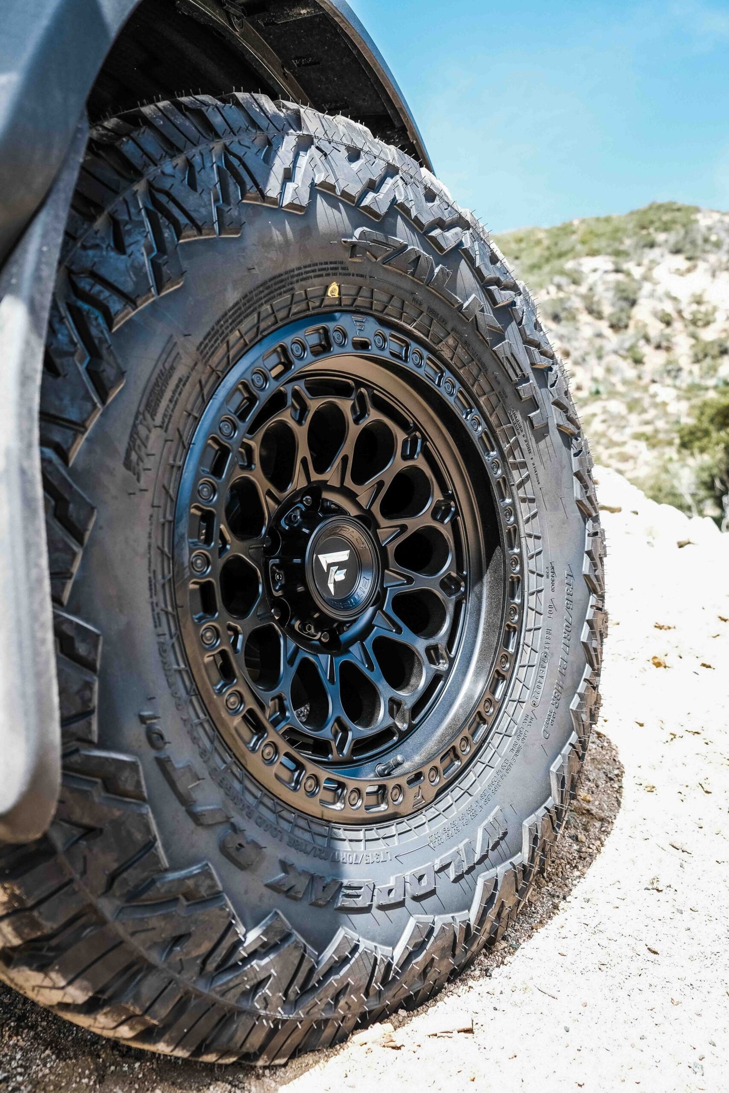 Fittipaldi Off Road FT101SB | SATIN BLACK