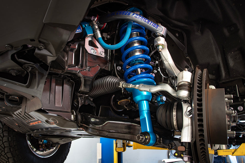 KING サスペンションキット 2.5インチプラド