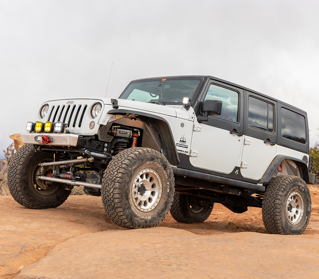 SAVVY OFFROAD サヴィーオフロード レガシー6061 アルミニウム フロントバンパー (JK)