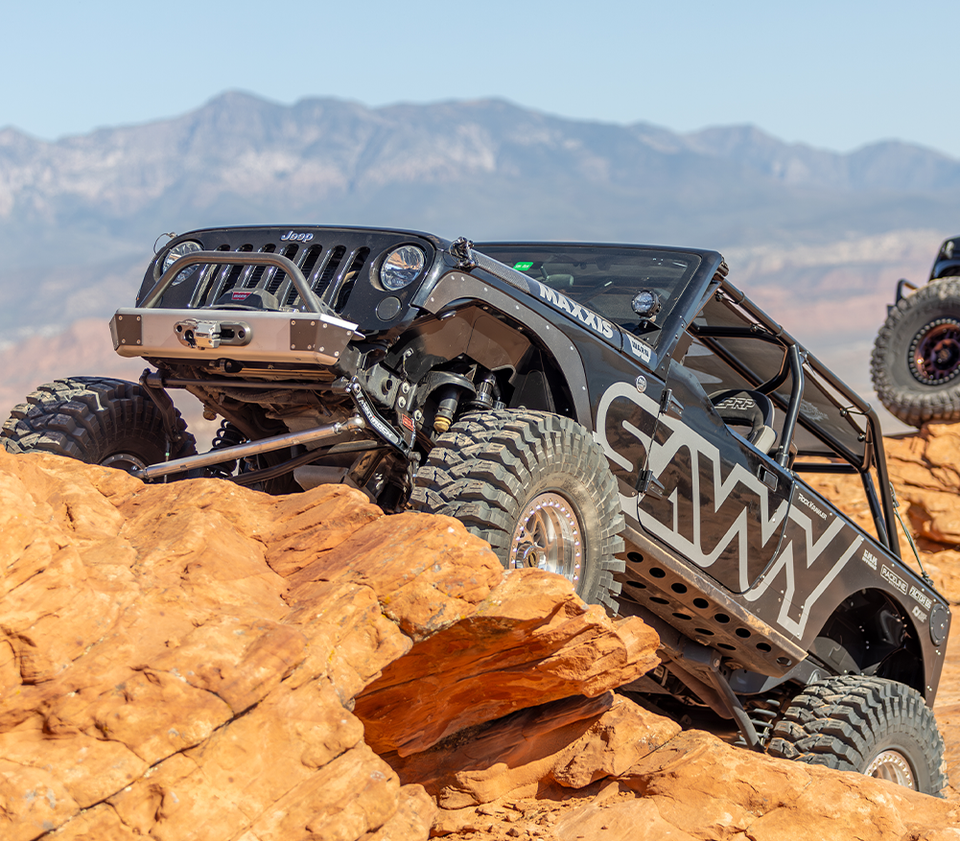 SAVVY OFFROAD サヴィーオフロード レガシー6061 フープ付 アルミニウム フロントバンパー (JK)