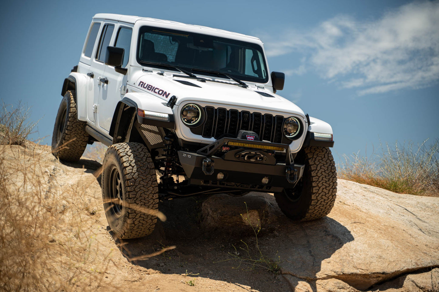 DV8 Offroad フロントインナーフェンダー (JL 2018-2025 / JT 2020-2025)