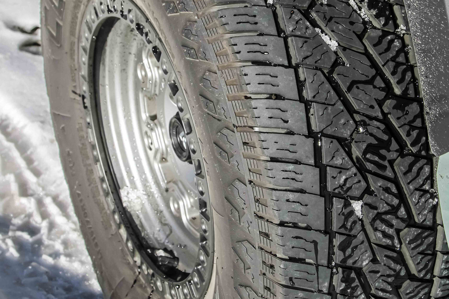 Fittipaldi Off Road FT100AB | SATIN ANTHRACITE WITH SATIN BLACK LIP