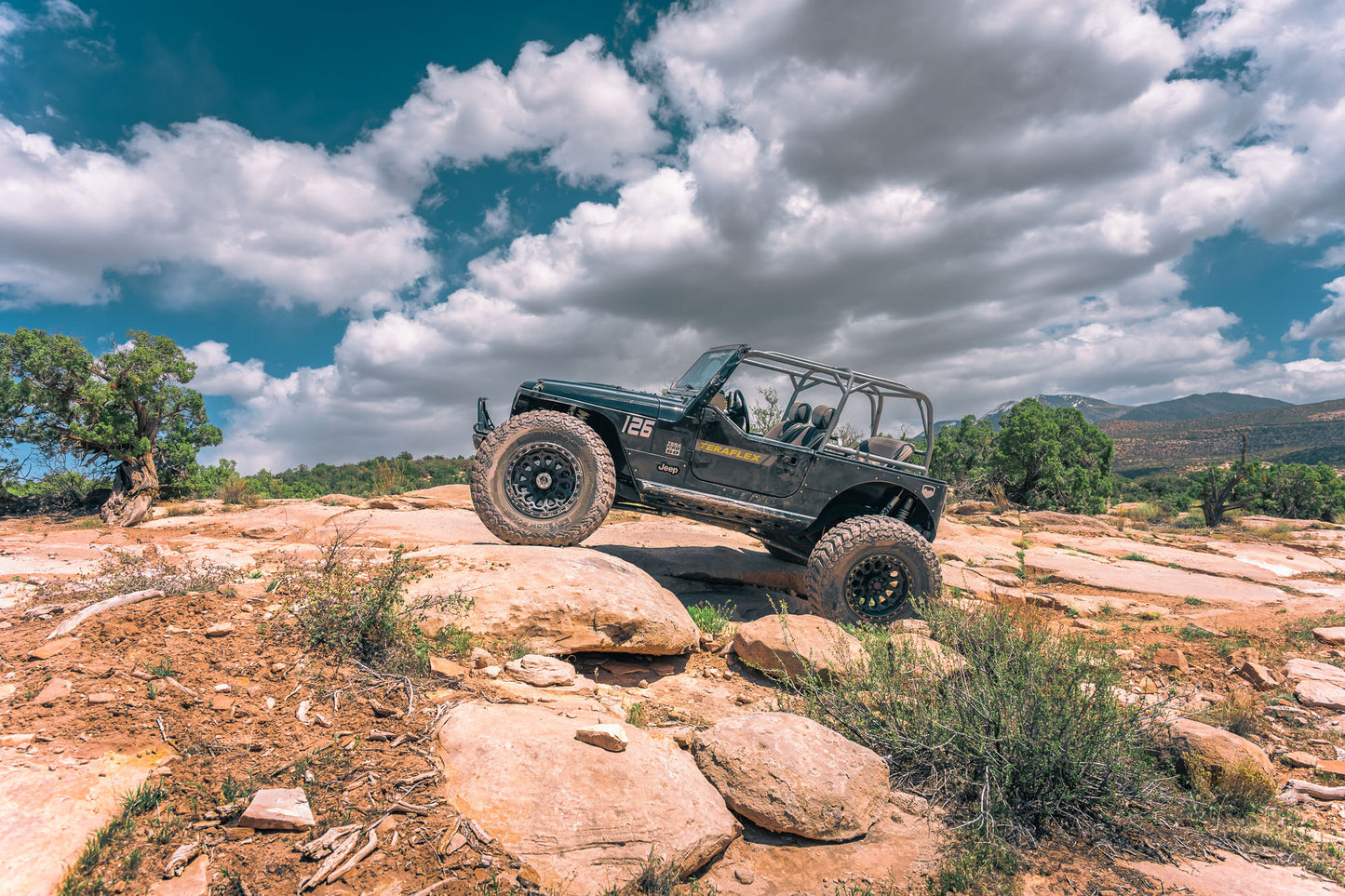 Fittipaldi Off Road FB153B BEADLOCK | SATIN BLACK WITH GLOSS BLACK FORGED RING