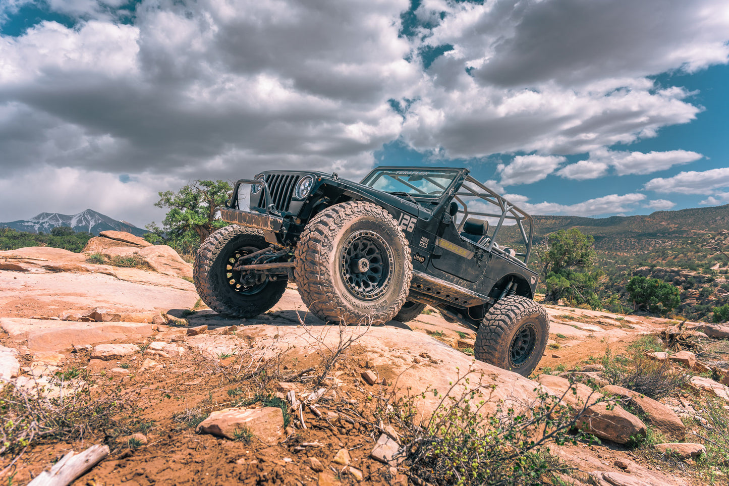 Fittipaldi Off Road FB153B BEADLOCK | SATIN BLACK WITH GLOSS BLACK FORGED RING