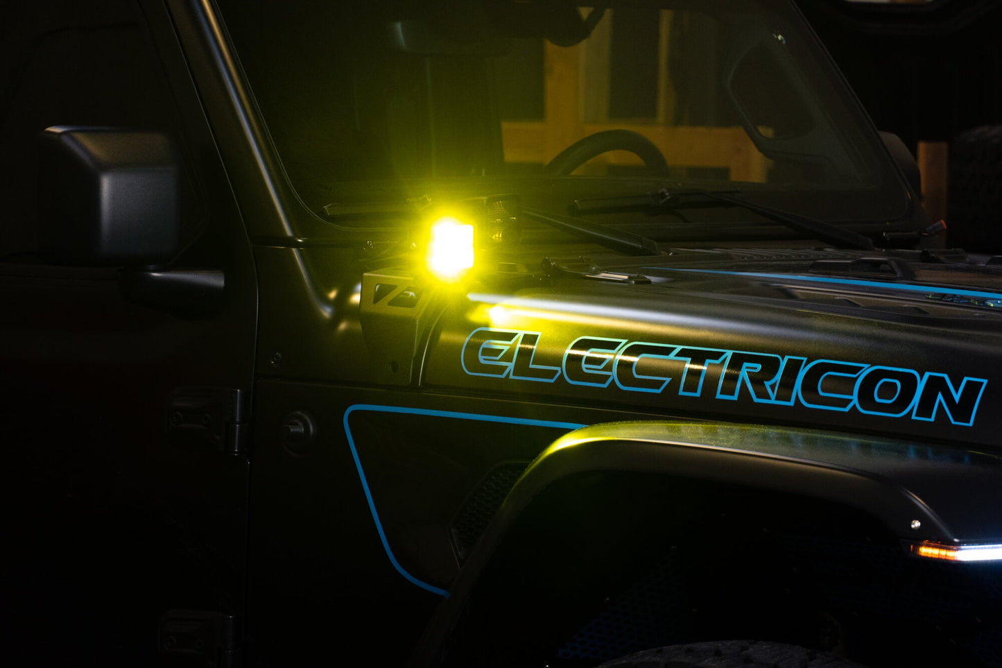 DV8 Offroad 3インチ Eliteシリーズ LED ポッドライト アンバー