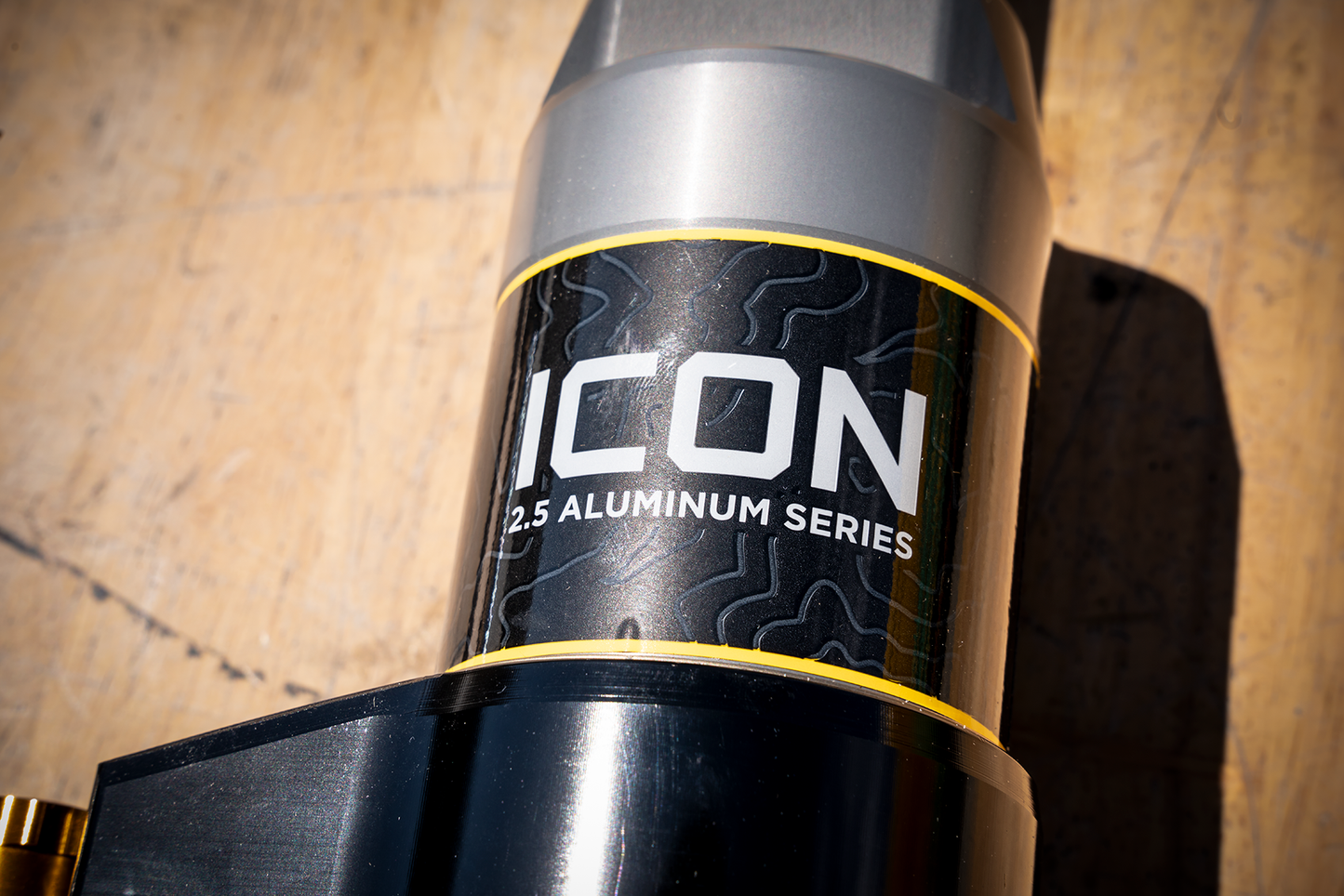 ICON VEHICLE DINAMICS アイコン ビークルダイナミクス 6インチリフト用 リア 2.5 V.S. PB/CDCV ショックアブソーバー (2nd タンドラ)