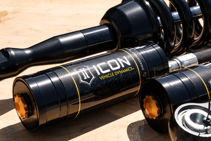 ICON VEHICLE DINAMICS アイコン ビークルダイナミクス ProComp 6インチリフト用 2.5 VS RR/CDCV コイルオーバー (2nd タンドラ)