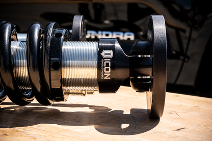 ICON VEHICLE DINAMICS アイコン ビークルダイナミクス ProComp 6インチリフト用 2.5 VS RR/CDCV コイルオーバー (2nd タンドラ)