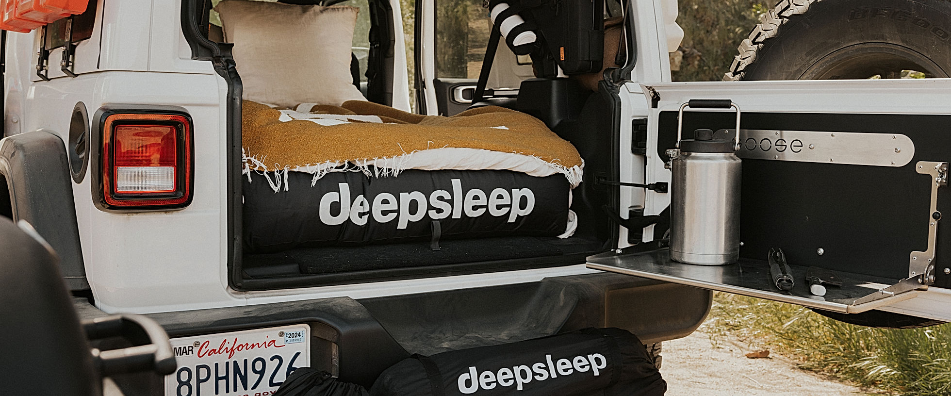 deepsleep ディープスリープ ラングラー専用 カーゴ ギャップ マット 
