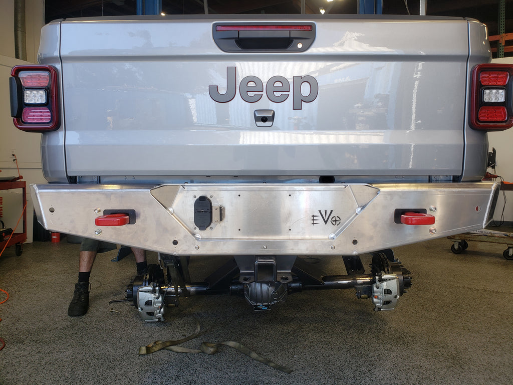 EVO Manufacturing アルミライト リアバンパー (JT)