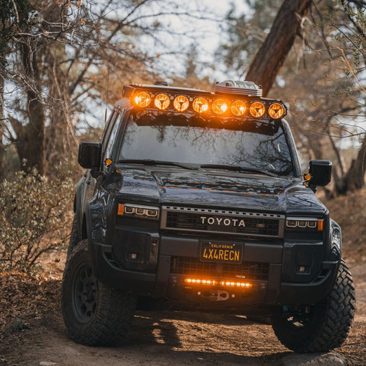 KC HiLiTES Platform One ルーフラック + 360°ライティングシステム (ランクル250)