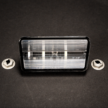 MOPAR Jeep純正 リア ライセンスプレートライト 北米仕様バンパー用 (JLラングラー)