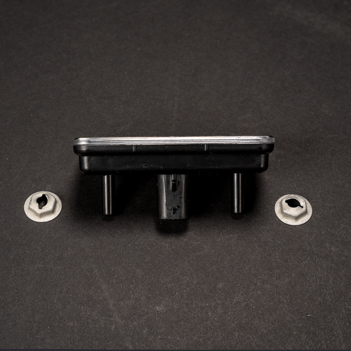 MOPAR Jeep純正 リア ライセンスプレートライト 北米仕様バンパー用 (JLラングラー)