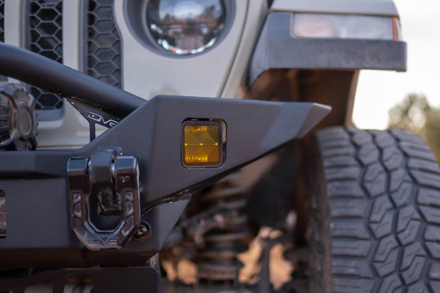 DV8 Offroad 3インチ Eliteシリーズ LED ポッドライト アンバー