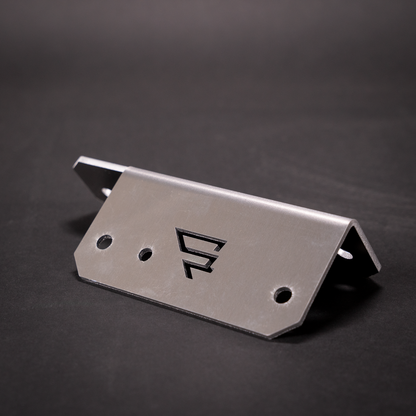 American Adventure Lab C ピラー 車載消火器 取付けブラケット (JLラングラー 4ドア専用)