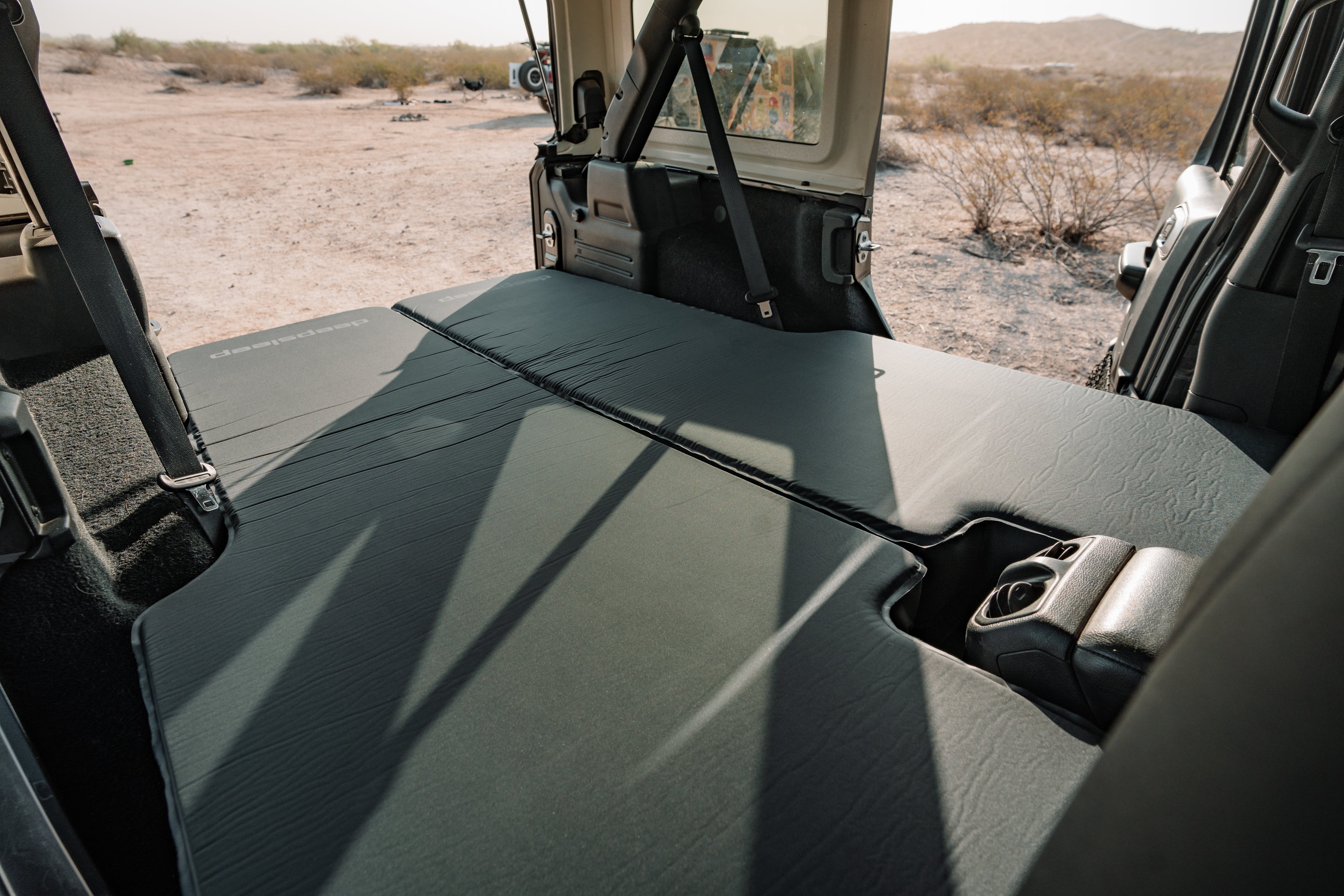 deepsleep ラングラー専用 ソロマット (JL/JK) – アメリカンインテイク