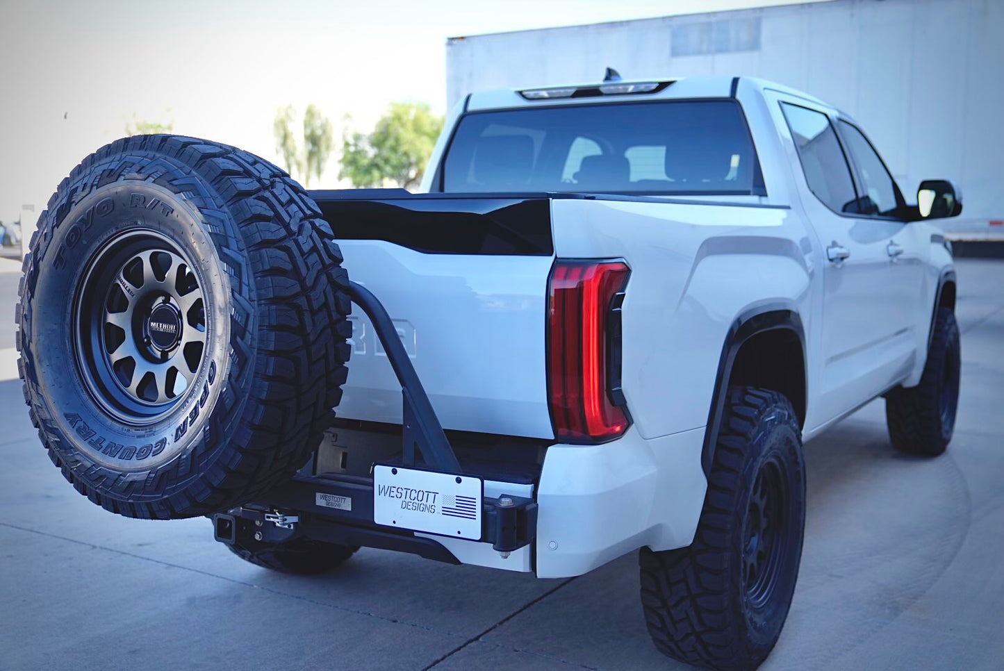 WEST COTT DESIGNS ウエストコットデザイン スペアタイヤ キャリア ラック Universal Modular Spare Tire Carrier Rack