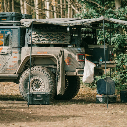 Rebel OFF ROAD XPLOR ベッドラック (JTグラディエーター)