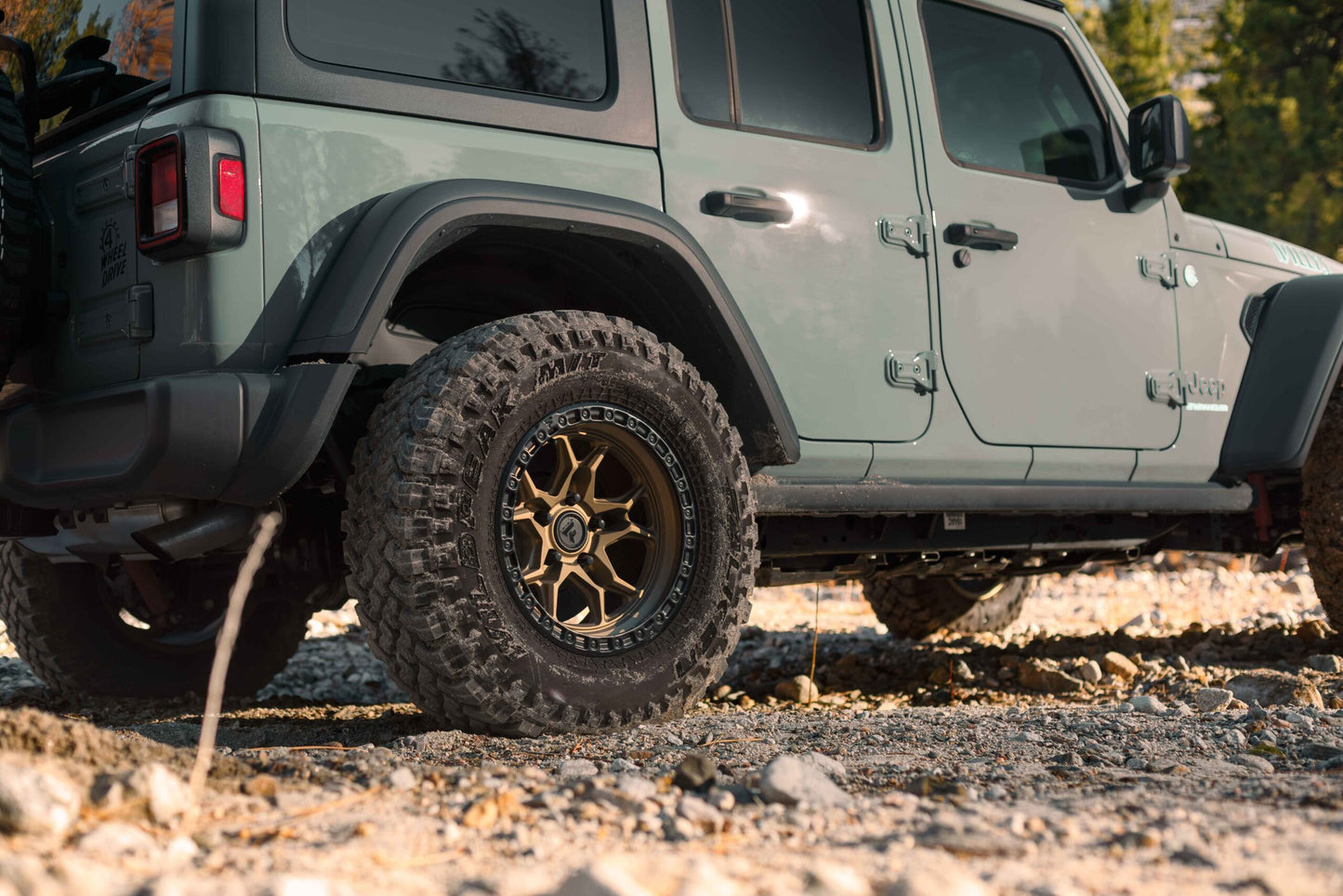 Fittipaldi Off Road FT112ZB | SATIN BRONZE WITH SATIN BLACK LIP