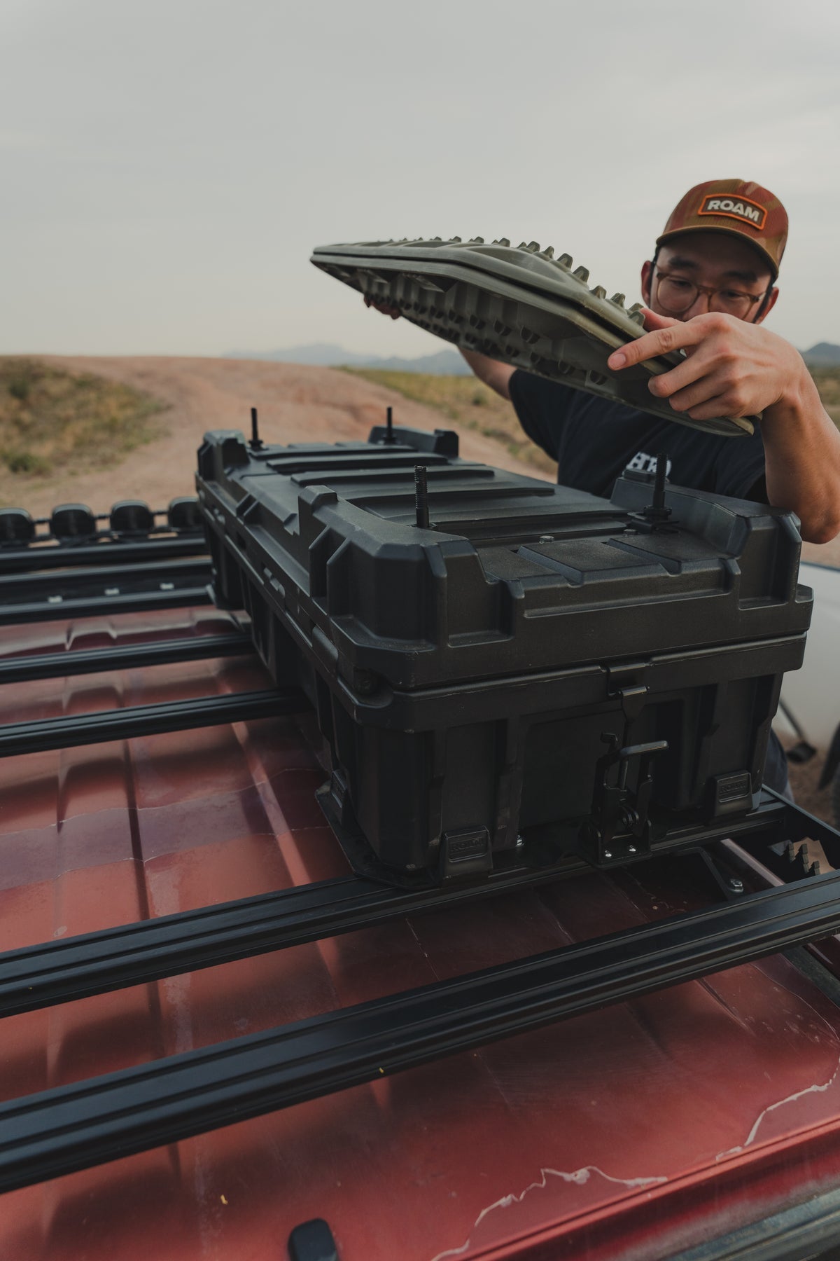 Roam Adventure 95L ラゲッドケース（トラクションボードマウント付き）