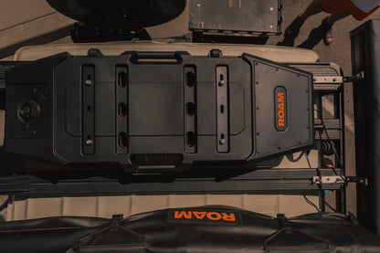 Roam Adventure 9.5ガロン(36L) 電動ポンプ付 ウォータータンク (ルーフラック対応)