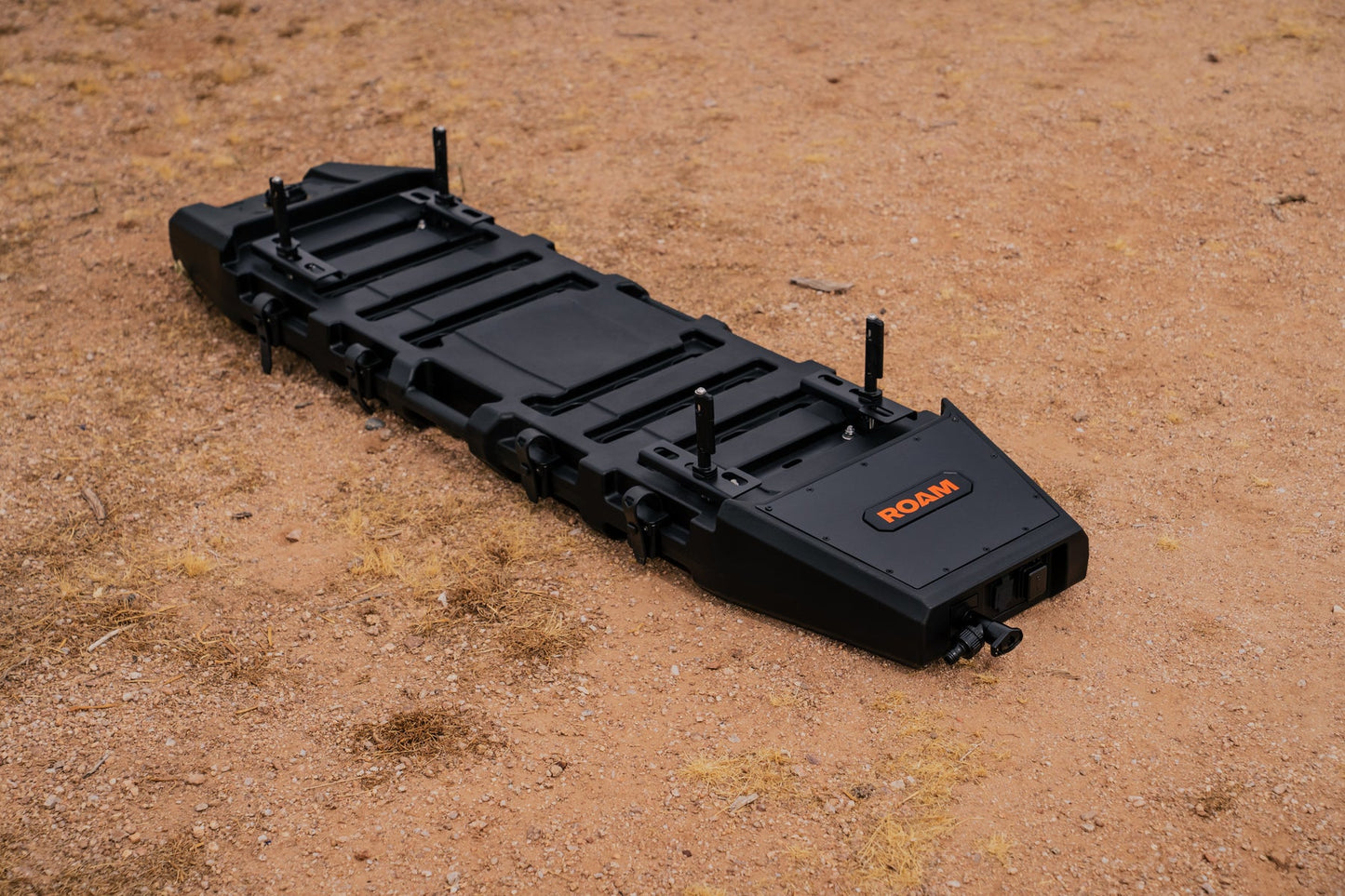 Roam Adventure 8.5ガロン(32L) 電動ポンプ付 ウォータータンク (トラクションボードマウント付)