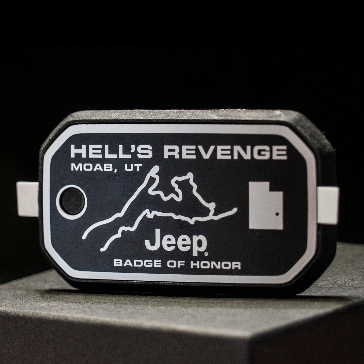 Badge of Honor バッジオブオナー Uta Moab Hell's Revenge ユタ モアブ アメリカ 本国 ジープバッジ