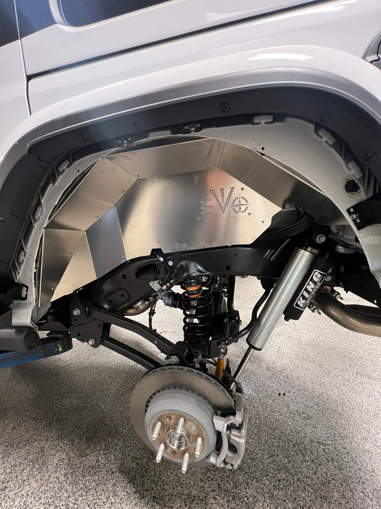 EVO Manufacturing  リアアルミニウムインナーフェンダー (JL)