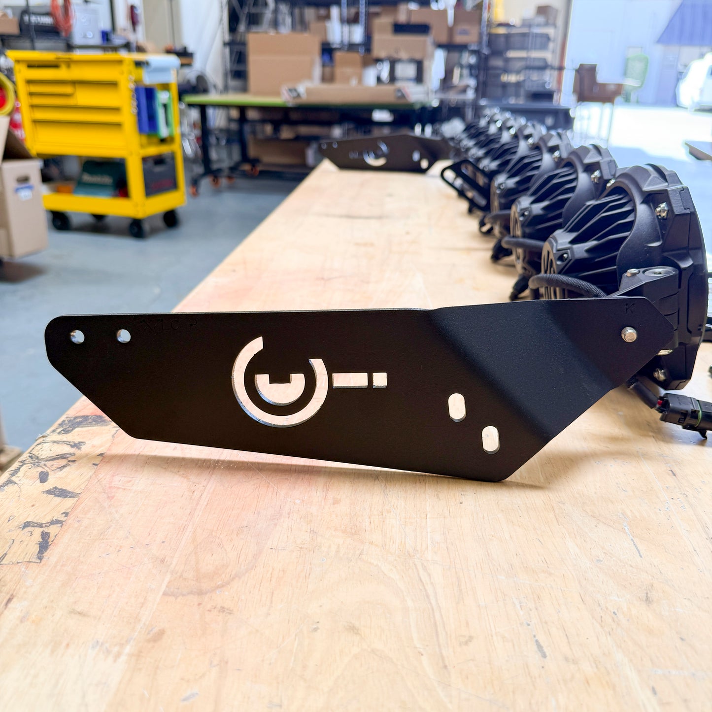 PRINSU プリンス フロントフェイシング ライトバー ブラケット KC Hilites用