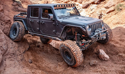 Motobilt JL/JT用ハイクリアランス フロント インナーフェンダー（40インチ以上タイヤ対応）