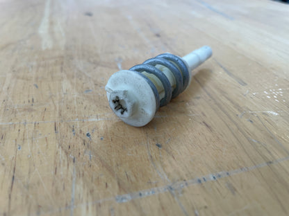 MOPAR 純正 テールライトマウントボルト (JL)