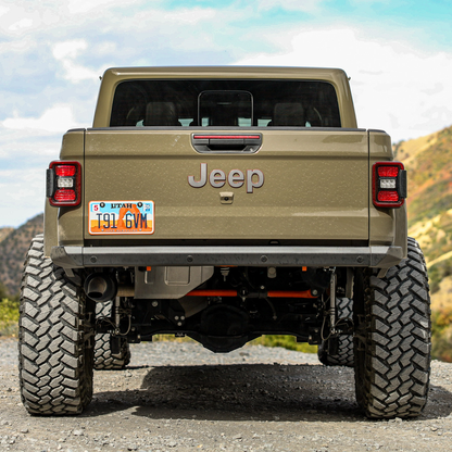 SAVVY OFFROAD Legacy OG ハイクリアランス アルミニウム リアバンパー (JT)