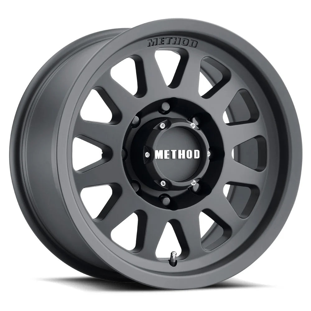 Method Race Wheels メソッド ホイール 704 Bead Grip | MATTE BLACK