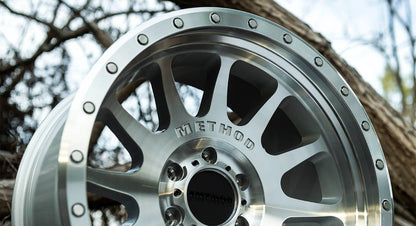 Method Race Wheels メソッド ホイール 605 NV | MACHINED - CLEAR COAT