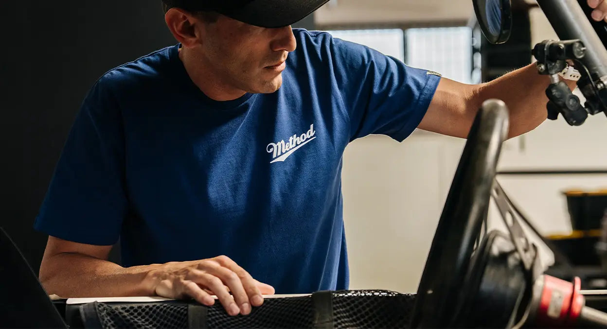 Method Race Wheels Pub Tシャツ Cobalt
