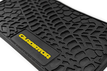 Flex Tread JT用 フロアマット (フロントのみ) | Gladiator ロゴ入り