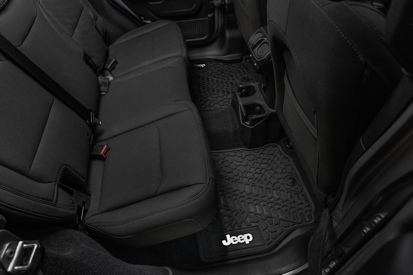Flex Tread JL4ドア用 フロアマット (フロント&リア) | JEEP ロゴ入り