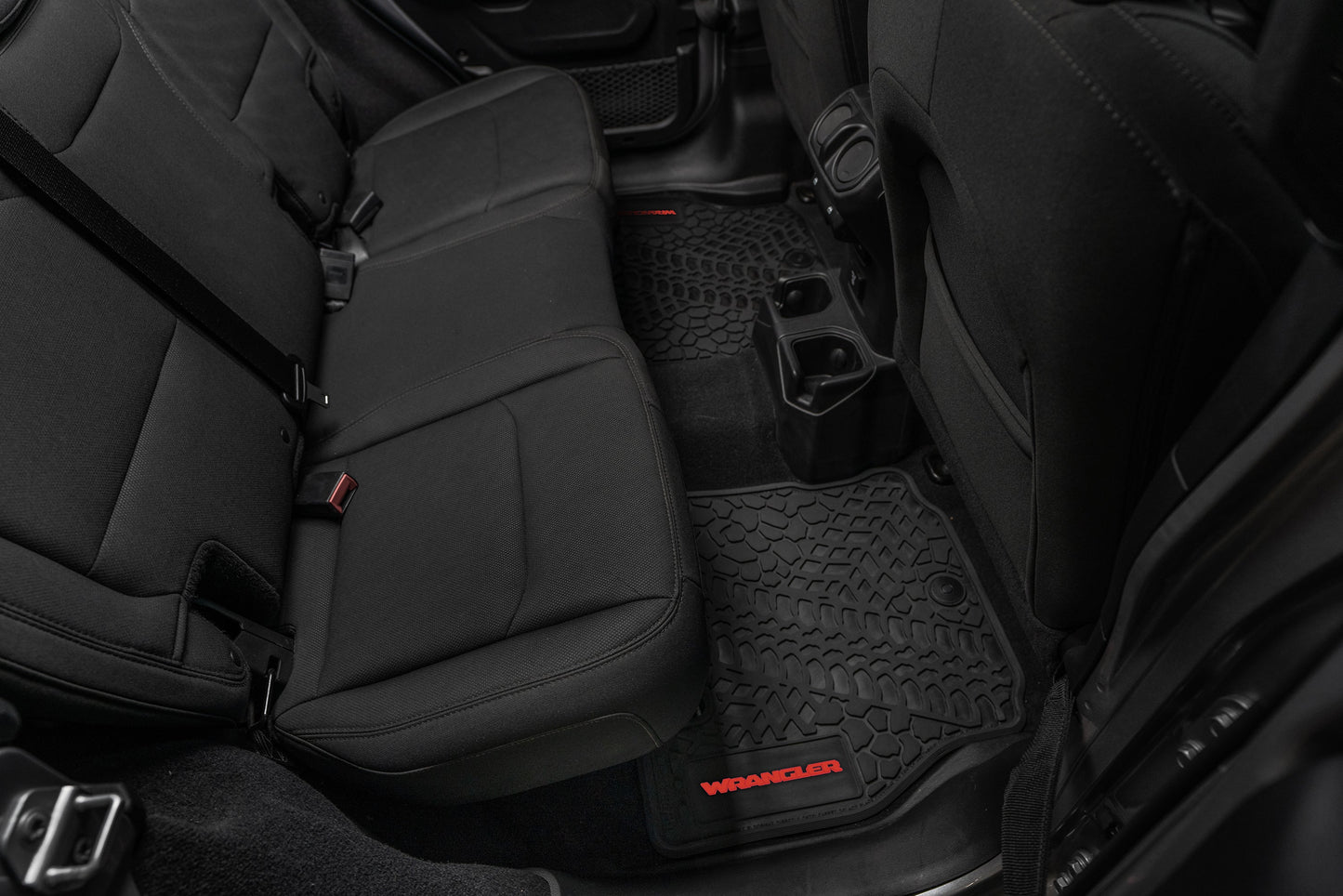 Flex Tread JL用 フロアマット (フロント&リア) | WRANGLER ロゴ入り
