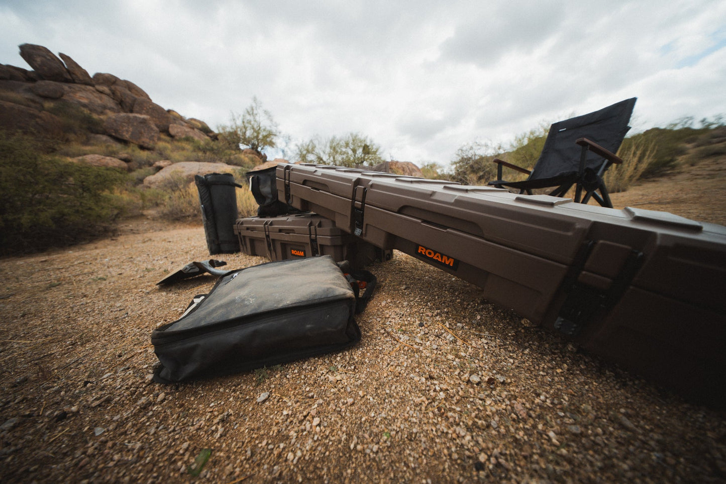 ロームアドベンチャー Roam Adventure 83L ラゲッドケース Rugged Case