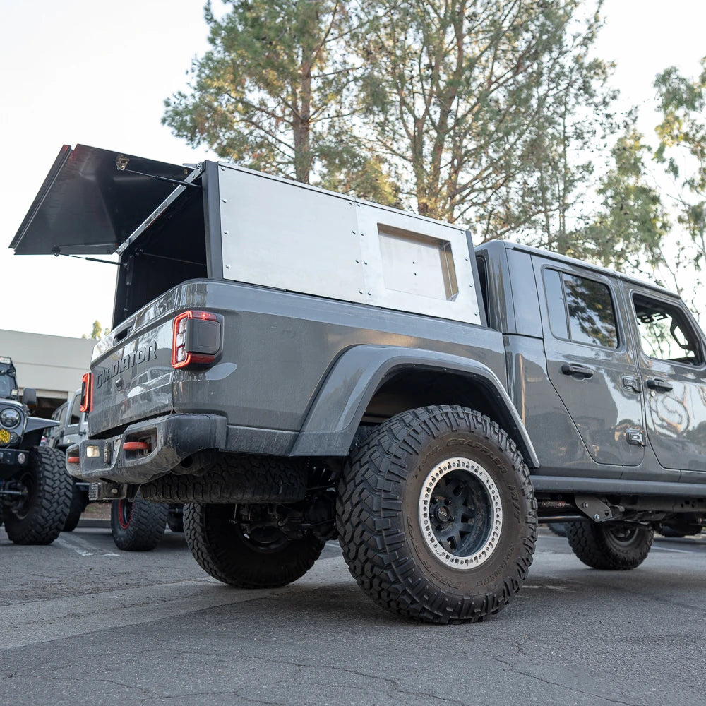Rebel OFF ROAD XPLOR フルハイト ベッドラック専用 リアハッチ (JTグラディエーター)