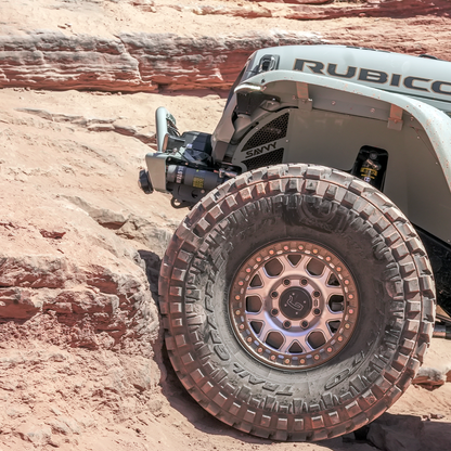 SAVVY OFFROAD サヴィーオフロード レガシー6061 フープ付 アルミニウム フロントバンパー (JL/JT)