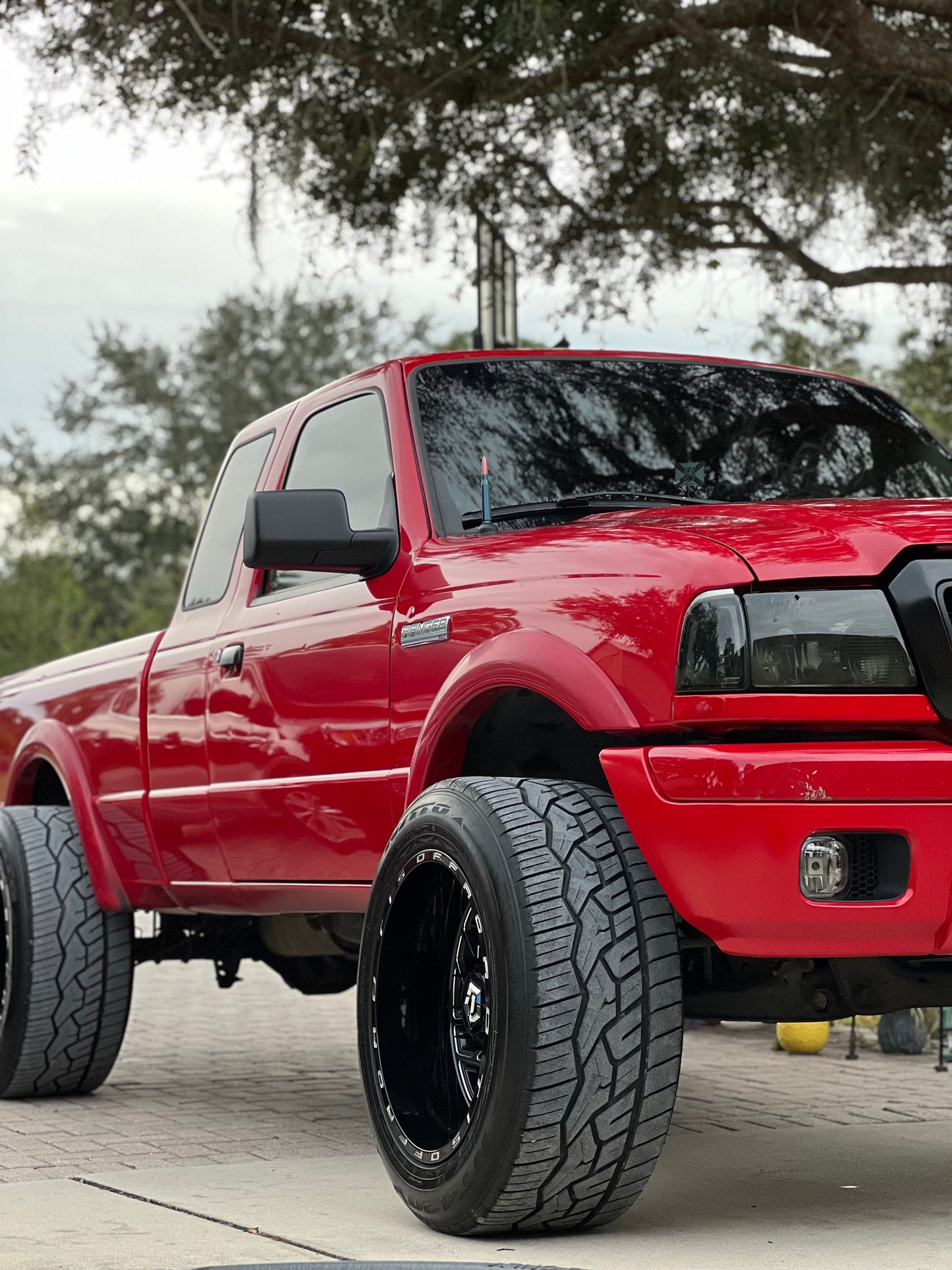 TIS Offroad Wheels TIS オフロード ホイール 544BM | GLOSS BLACK WITH CNC MILLED ACCENTS