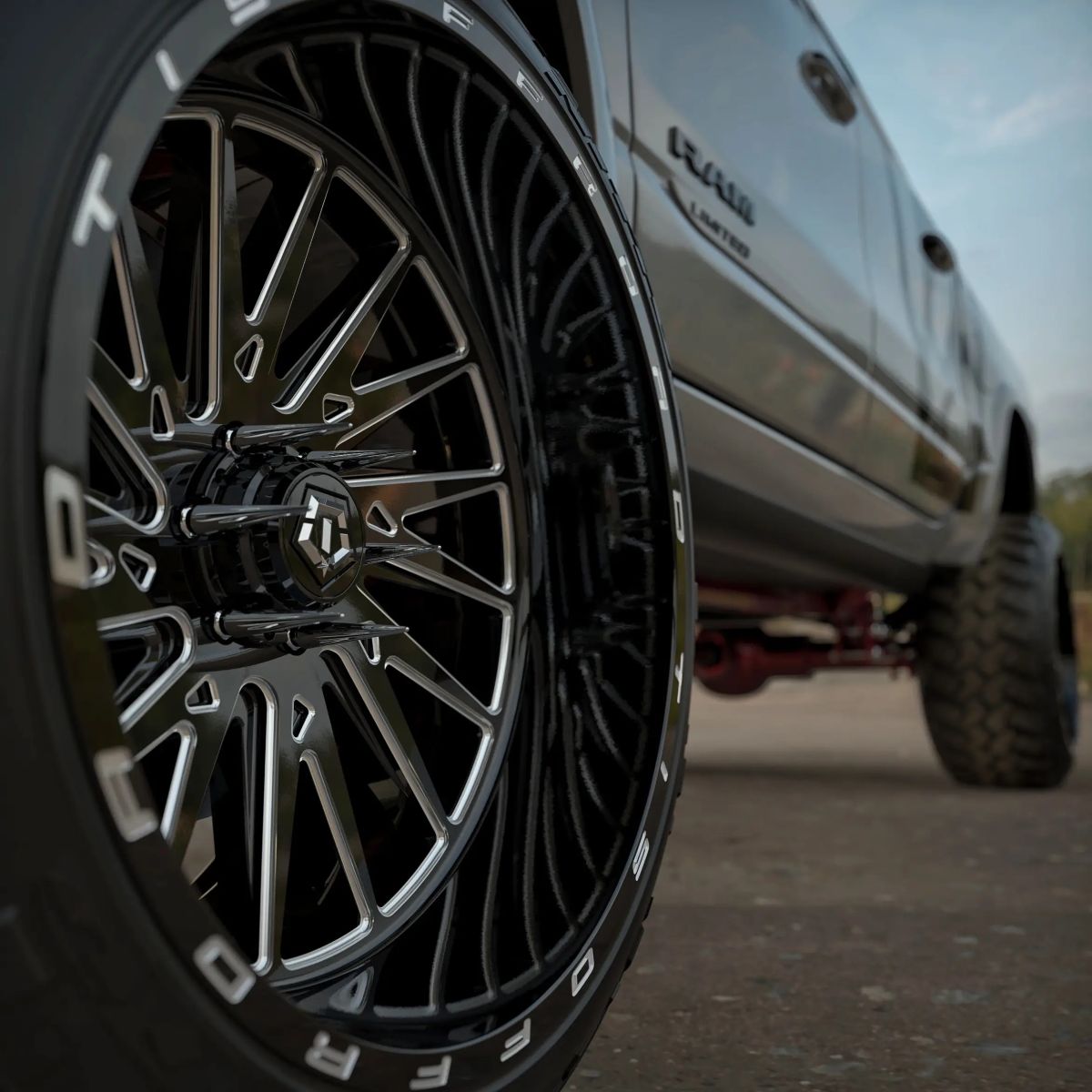 TIS Offroad Wheels TIS オフロード ホイール 547BM | GLOSS BLACK WITH CNC MILLED ACCENTS