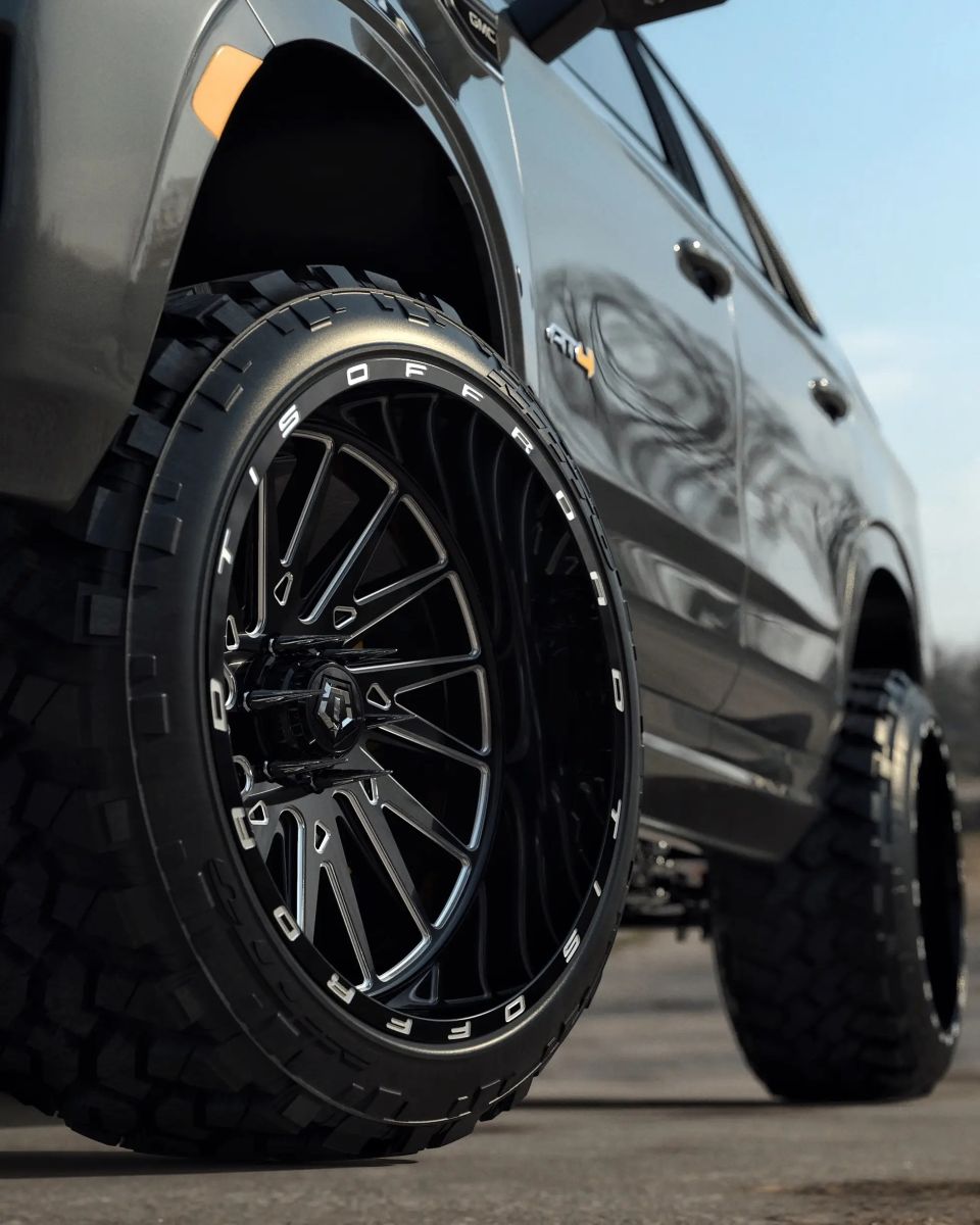 TIS Offroad Wheels TIS オフロード ホイール 547BM | GLOSS BLACK WITH CNC MILLED ACCENTS